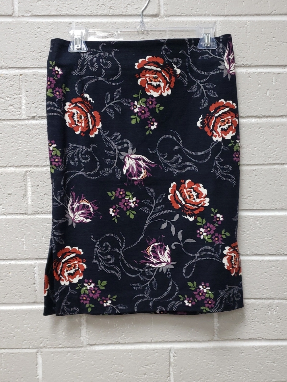 3/$20 Floral Pencil Skirt in Navy with Red Rose Print